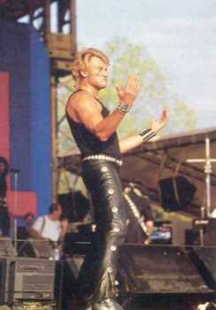 maintenant je ne vis plus o� les murs sont toujours gris