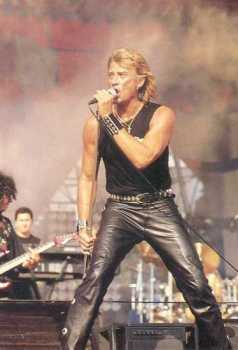 � 50/50 sur ton beau rock'n'roll...