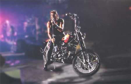 Seul, oui, je fais face, je suis � ma place