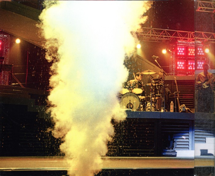 2025-05-23 CD Znith de Toulouse 2000 2-3 juin Universal 7802 442